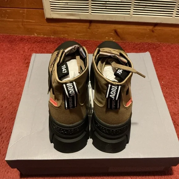 Palladium Revolt HI TX olive color shoes - Picture 5 of 7